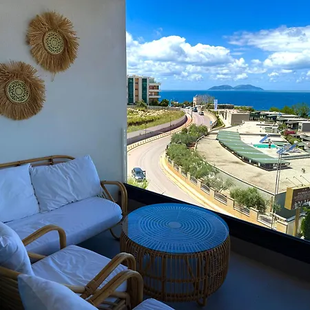 아파트 Arbor Luxury Sea View *