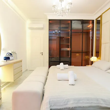 Arbor Luxury Sea View Lejlighed *