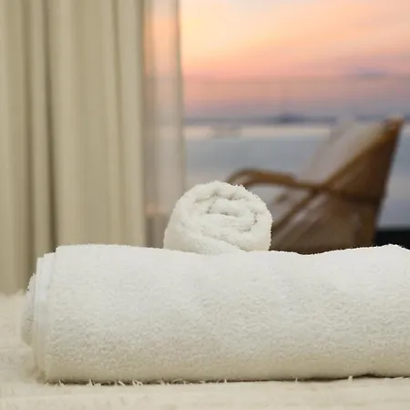 Arbor Luxury Sea View 아파트 Vlorë