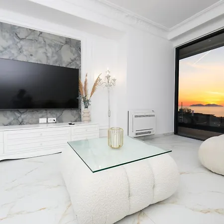 Arbor Luxury Sea View * Vlorë
