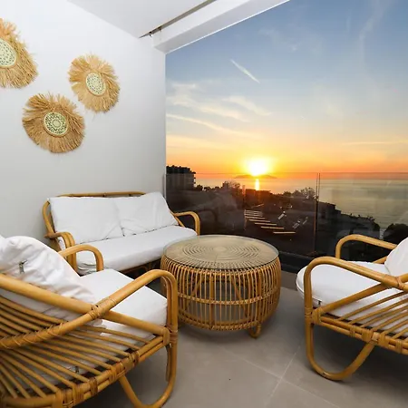 Arbor Luxury Sea View 아파트 *